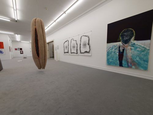 149 Künstler nehmen mit insgesamt 290 Werken an der Ausstellung teil.  Thomas Schiretz (2)