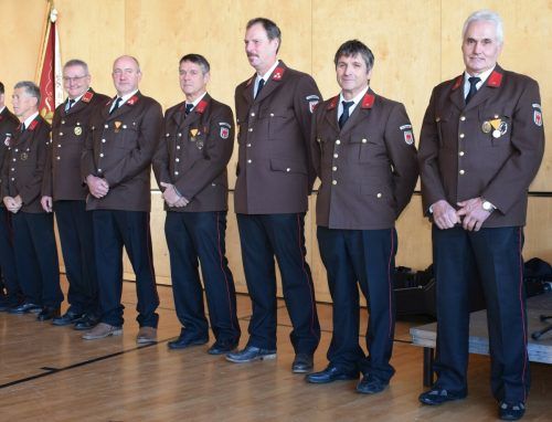40 Jahre Feuerwehr: Josef Bechter, Gregor Ranak, Rainold Hiller, Rudolf Bilgeri, Gottfried Bereuter, Fridolin Bechter und Hermann Winder.