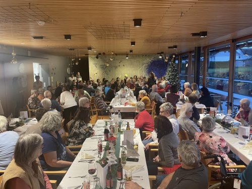 Alle Bewohner des Sozialzentrums waren zum Fest gekommen.  VN/SAH