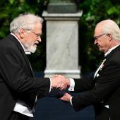 Zeilinger nimmt Nobelpreis entgegen