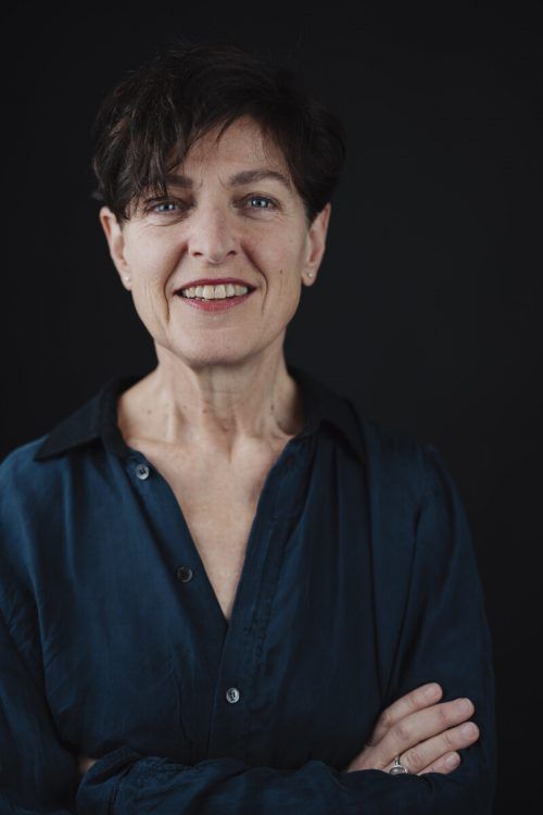 Brigitte Walk-Schöch ist in verschiedenen Arbeitsfeldern tätig und wurde bereits mehrfach für ihre Arbeit ausgezeichnet. s. mistura