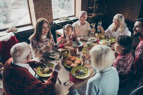 Das Festessen an Weihnachten wird in vielen Ländern der Welt zelebriert. Shutterstock/3