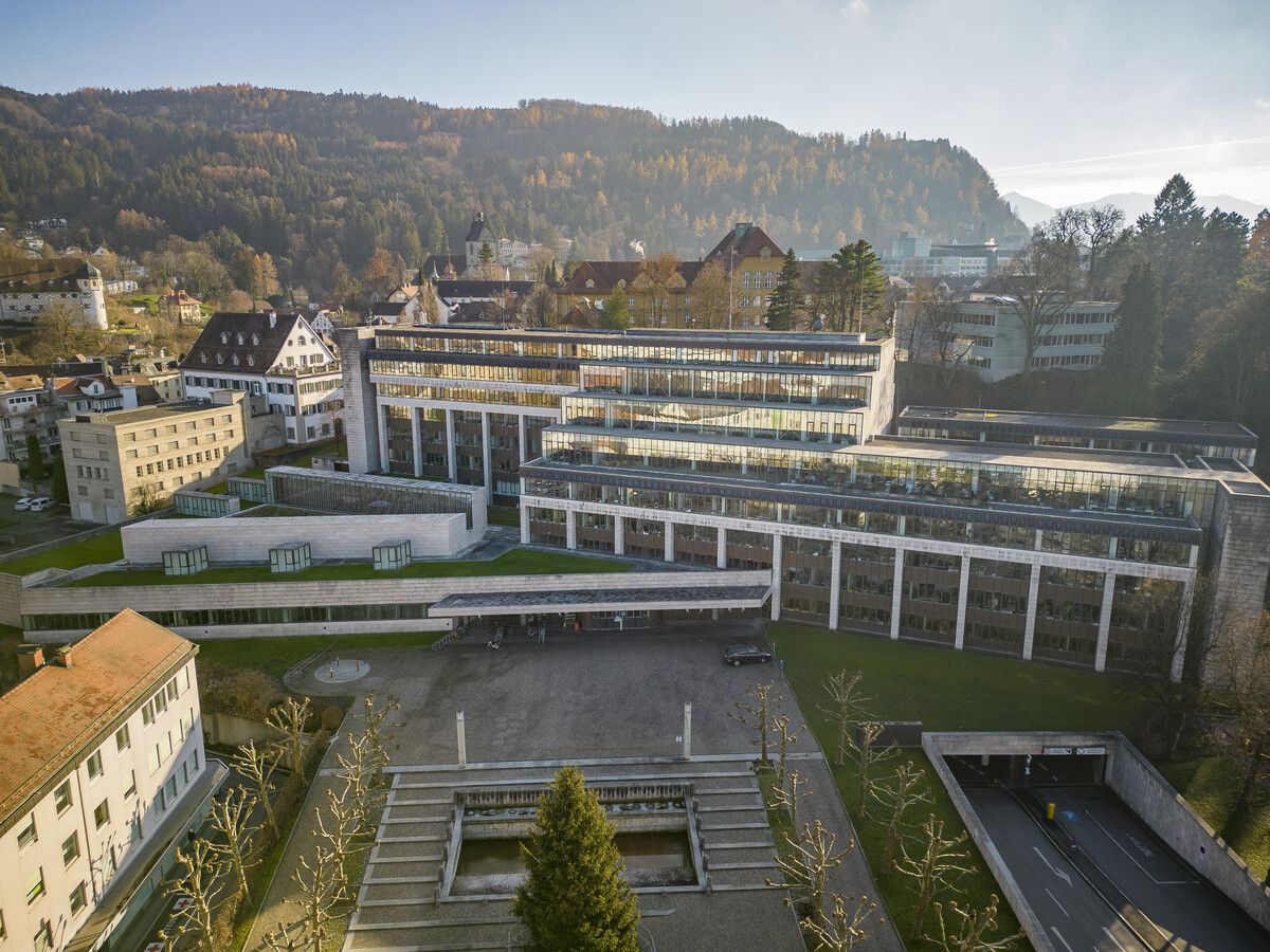 Im Landhaus hat der VN-Bericht zu Fehlkalkulationen beim Personalbedarf für Wirbel gesorgt. ⇒VN/Paulitsch