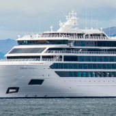 Riesenwelle traf Kreuzfahrtschiff: Ein Toter, vier Verletzte