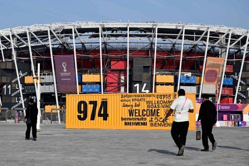 Das Stadion 974 wird nicht in Katar bleiben – Abnehmer gibt es aber noch keinen. APA/Medina