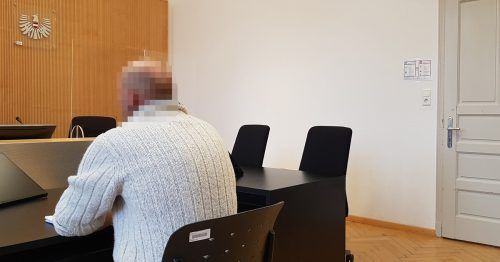 Der Angeklagte wurde im Rahmen eines außergerichtlichen Tatausgleichs zur Verantwortung gezogen. Eckert