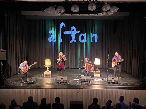 Der Auftritt der irischen Folkband Altan stellte einen der Höhepunkte von „Pink Christmas“ im Löwen dar. Kultur im Löwen