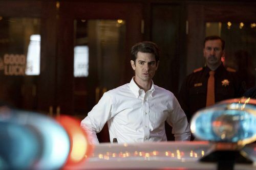 Der Ermittler Jeb Pyre (Andrew Garfield) untersucht einen brutalen Doppelmord.  ap