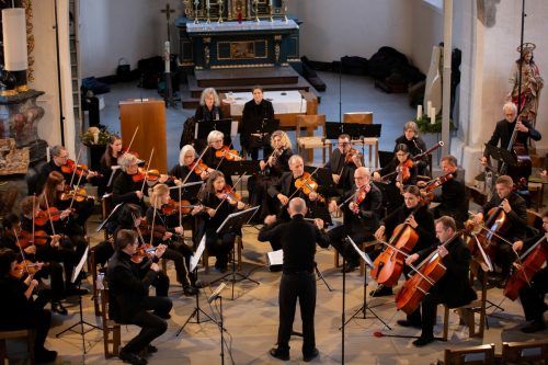 Der Orchesterverein Götzis spielte in der Alten Kirche auf.  Orchesterverein Götzis