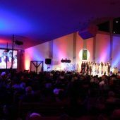 Lichtblicke erstrahlen wieder in Altacher Kirche