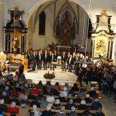 Adventliche Feierstunde mit dem Männerchor in Nenzing
