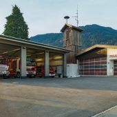 Neue Fahrzeughalle für Feuerwehr
