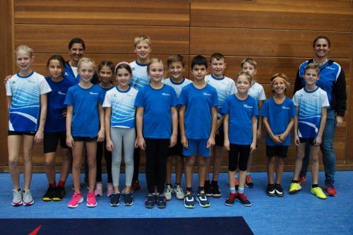 Die Teilnehmer U10 und U12 mit den Trainerinnen Barbara Obexer und Sonja Wild-Pöllmann.  tsl