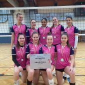 Silber bei Schul Olympics für Sportgymnasium-Mädels
