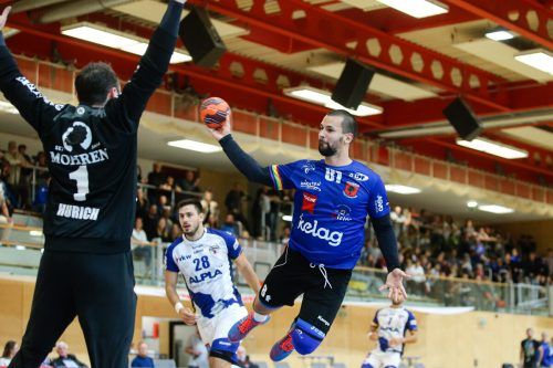 Ferlach-Kreisläufer Adrian Milicevic erzielte zehn Treffer beim ersten Heimsieg der Kärntner gegen den Alpla HC Hard. GEPA