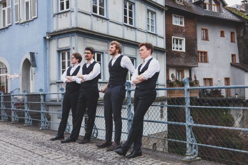 Five Gold Rings sind David Lins (Tenor), Ralf Gisinger (Lead), Jakob Peböck (Bariton), Lukas Müller (Bass). Five Gold rings