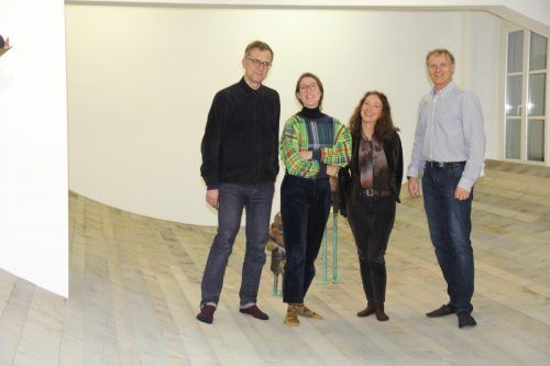 Hans Schabus, Pieternel Vermoortel, Dagmar Lang und Roland Haas im Tunnelkunstwerk. STR