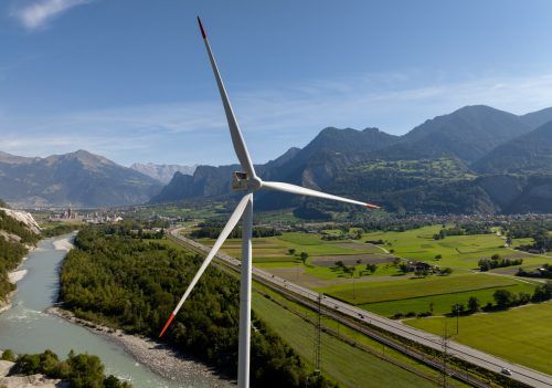 In der benachbarten Schweiz sind aktuell zwölf Windparks in Betrieb. Stiplovsek