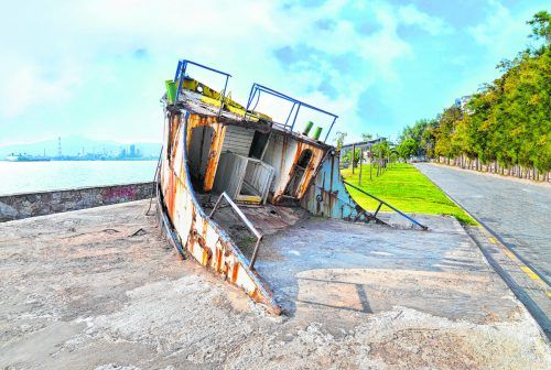 In Eleusis sind heute noch Dutzende Schiffswracks aus der Zeit vorhanden, als der Hafen von großer Bedeutung war. Shutterstock (6)