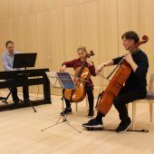 Cello, Oboe und Drums spielten auf