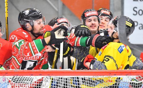 Mangelnden Einsatz wie hier Verteidiger Ivan Korecky, konnte man den Pioneers im Spiel gegen Wien nicht vorwerfen. Gepa