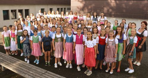 Mit dabei bei dem Adventkonzert am Samstag ist der Landeskinderchor unter Leitung von Victoria Türtscher und Jakob Peböck. Landeskinderchor