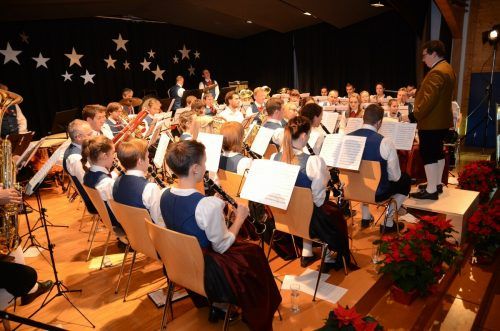 Nach der Premiere vor drei Jahren lädt die Gemeindemusik Schnifis wieder zum Weihnachtskonzert ein.  GM Schnifis