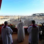 Papst nutzt Weihnachtsfeiern für eindringliche Friedensappelle
