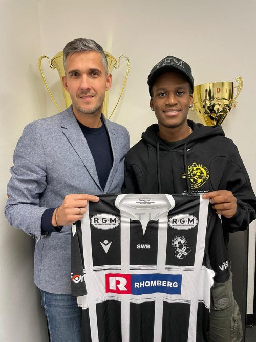 Predrag Zivanovic (l.) mit Neuerwerbung Hans Alexandre Anapak. Verein