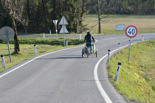 Radfahren durchs Ried ist bisher kaum ein Vergnügen. bvs