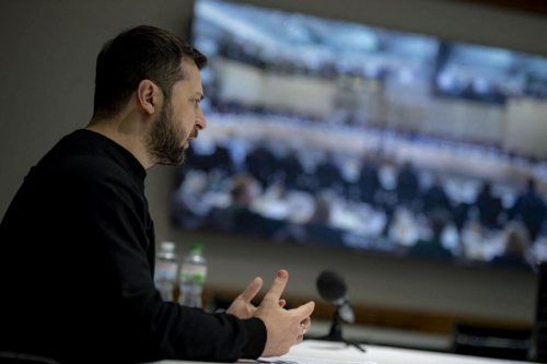 Selenskyj während seiner Ansprache an die Konferenzteilnehmer.  Reuters