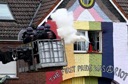 Am Donnerstag wurde die Räumung im Braunkohleort Lützerath fortgesetzt.  AFP