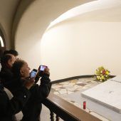 Grab von Papst Benedikt XVI. für Besucher zugänglich