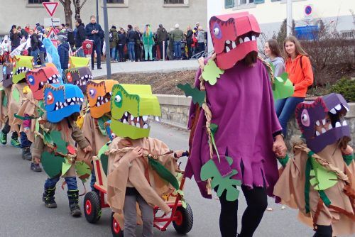 Der Göfner Elternverein sucht noch Gruppen für den Kinderfaschingsumzug. Gemeinde