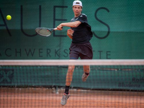 Der Harder Joel Schwärzler triffft bei seinem Grand-Slam-Debüt in Melbourne auf den Australier Pavle Marinkov. GEPA