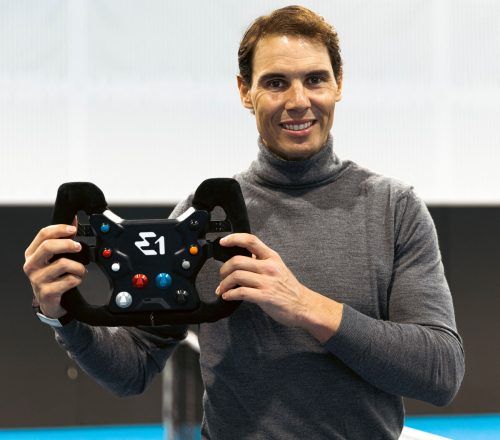 Der Spanier Rafael Nadal steigt in die E-Sport-Rennserie ein. Reuters