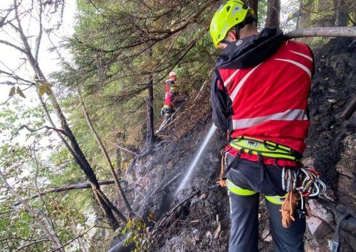Der Waldbrand am Karren gehörte zu den besonderen Einsätzen des Jahres 2022.  FW
