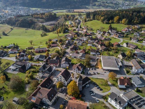 Die Gemeinde verzeichnete 2022 eine negative Geburtenbilanz.  VN/Stiplosvek