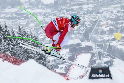 Eine wahre Risikofahrt brachte Vincent Kriechmayr seinen ersten Sieg auf der legendären Streif in Kitzbühel ein. apa