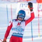 Kombi-Olympiasieger Johannes Strolz scheidet auch im Slalom von Kitzbühel aus.
