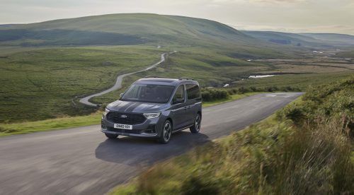 Ford Tourneo Connect: Neu aufgelegt ist der multifunktionale Kompakte, in Kooperation mit VW, als Technik-Bruder des Caddy. Preis: ab 32.578 Euro.