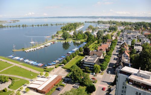 Hard soll den Energiespeicher Bodensee vor der eigenen Haustüre nutzen, schlägt „Grünes Hard“ vor.  AJK