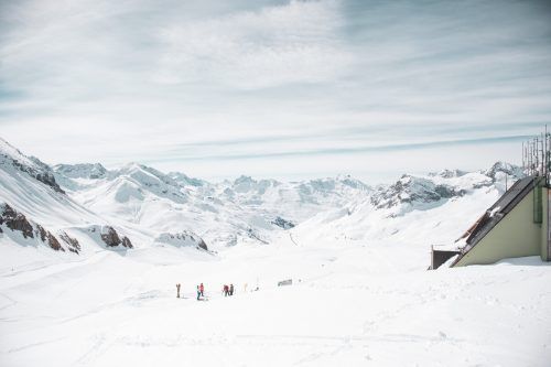 Im Bereich des Rüfikopfs löste sich am Montag gegen Mittag ein Schneebrett.  vn/BR