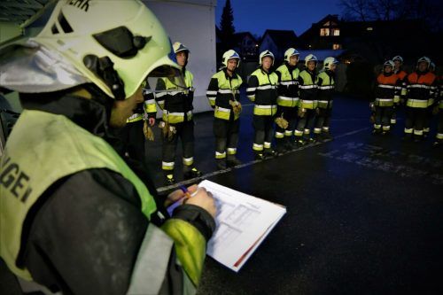 Insgesamt leistete die Gisinger Wehr 15.000 unentgeltliche Stunden für die Sicherheit der Bevölkerung. Tay
