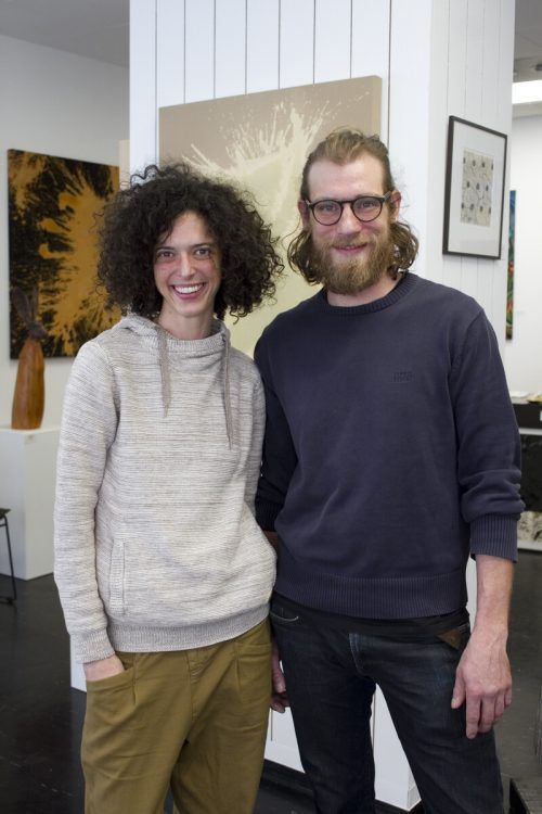 Künstlerin Stefanie "Momo" Beck und Paolo Geminiani vom Verein Krafthaus.