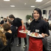 Getzner-Lehrlinge luden zu Tisch