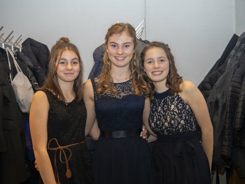 Lora Jenny, Loreen Längle und Anna Domig genossen den Abend. Alois Weinzerl