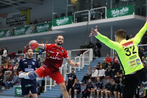 Luca Raschle erzielte acht Tore beim 30:26-Cupsieg des Alpla HC Hard gegen Vöslau. kempter7.com