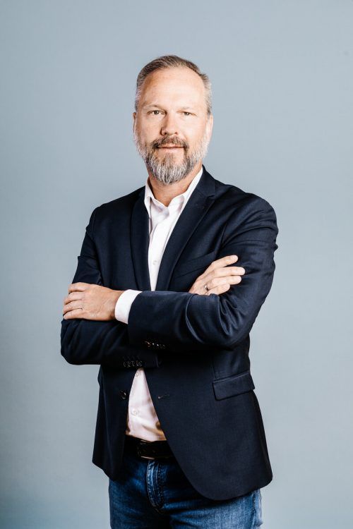 Peter Loacker: „Wir bewegen uns in allen Bereichen rasant fort. Unsere Mission ist, einen erheblichen Teil dazu beizutragen, die Welt nachhaltiger zu gestalten.“ ebattery