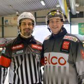 Internationale Eishockeyjugend in der Rheinhalle auf Torejagd